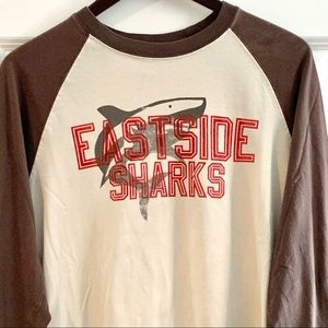 OLD NAVY MEN'S COLOR-BLOCKED RAGLAN LONG-SLEEVE L 'EASTSIDE SHARKS' T-SHIRT, L